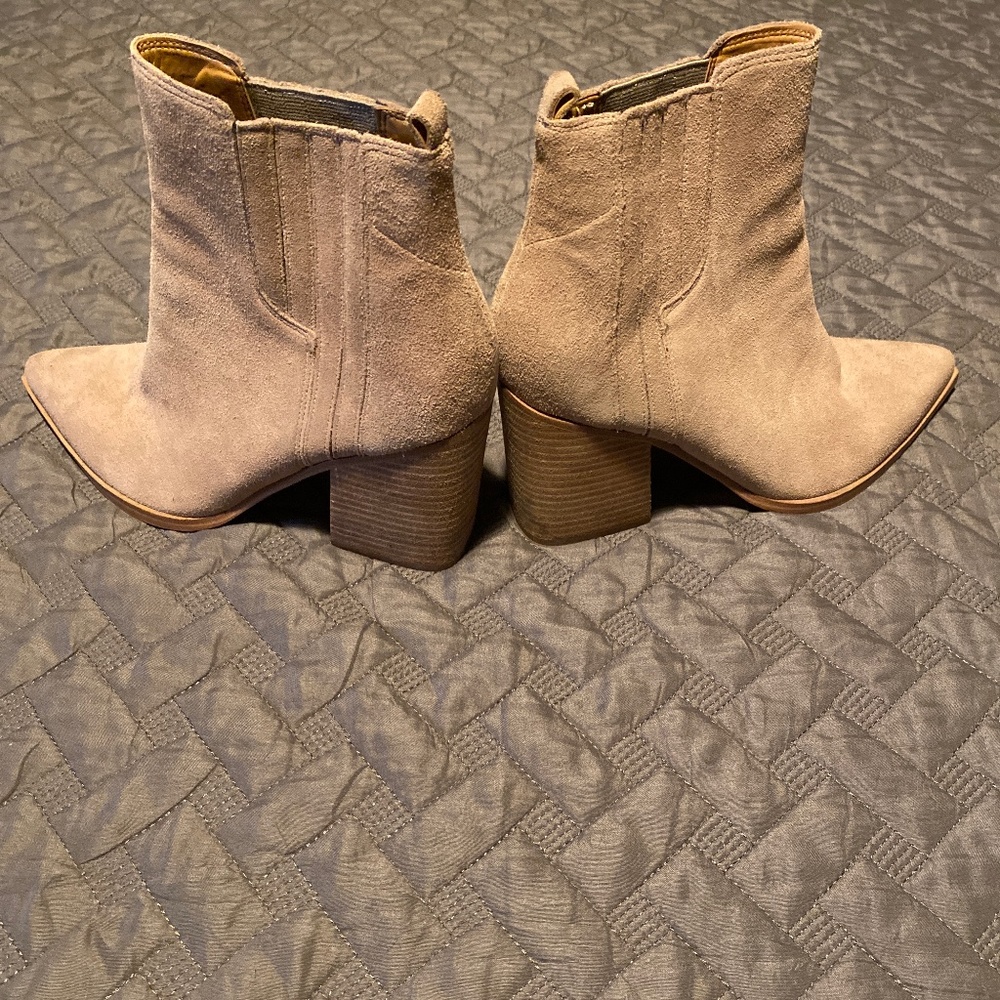 MLOSHAY Ankle bootie